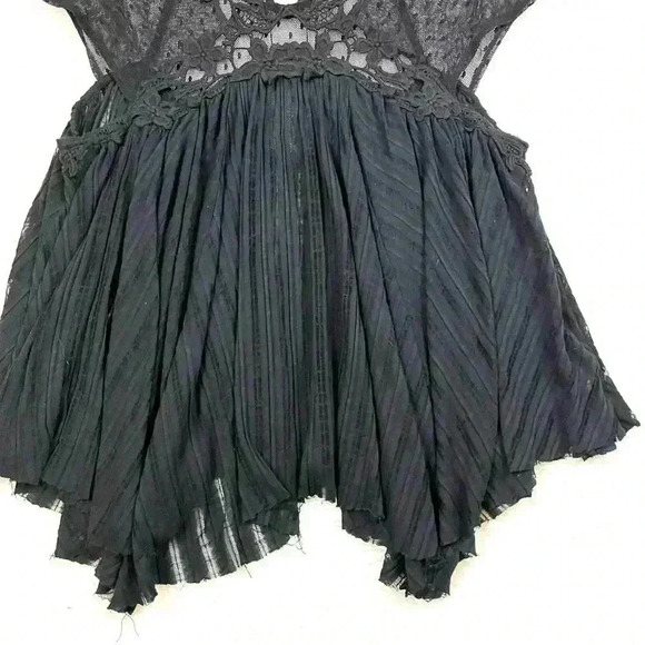 Free People Black Rayon Blend Lace Cap Sleeve Fit & Flare Babydoll Top Size XS - Picture 6 of 15
